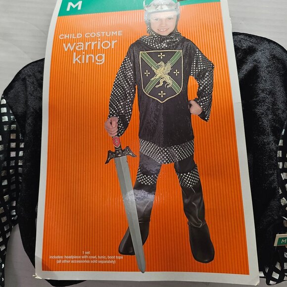 New Child Boy Costume Warrior King Knight Black Armor Silver Tunic Boot tops M - Picture 1 of 7